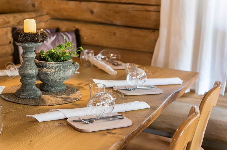 Gasten kunnen genieten van traditionele gerechten uit Vorarlberg in Nenzing